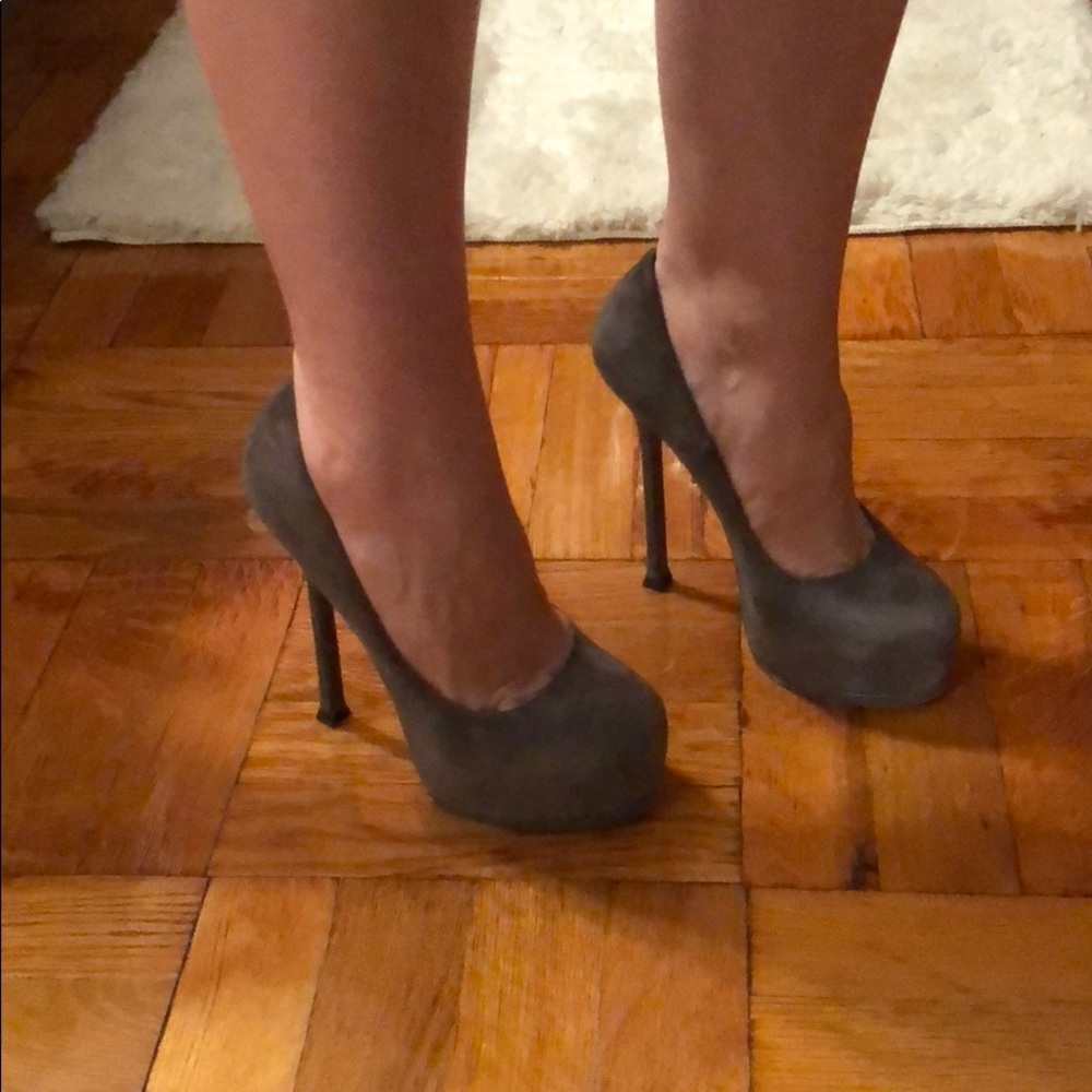 Ysl tribtoo 105 pump